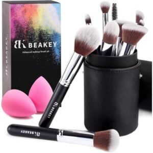 BEAKEY Makeup Brushes set + 2 Makeup Sponges